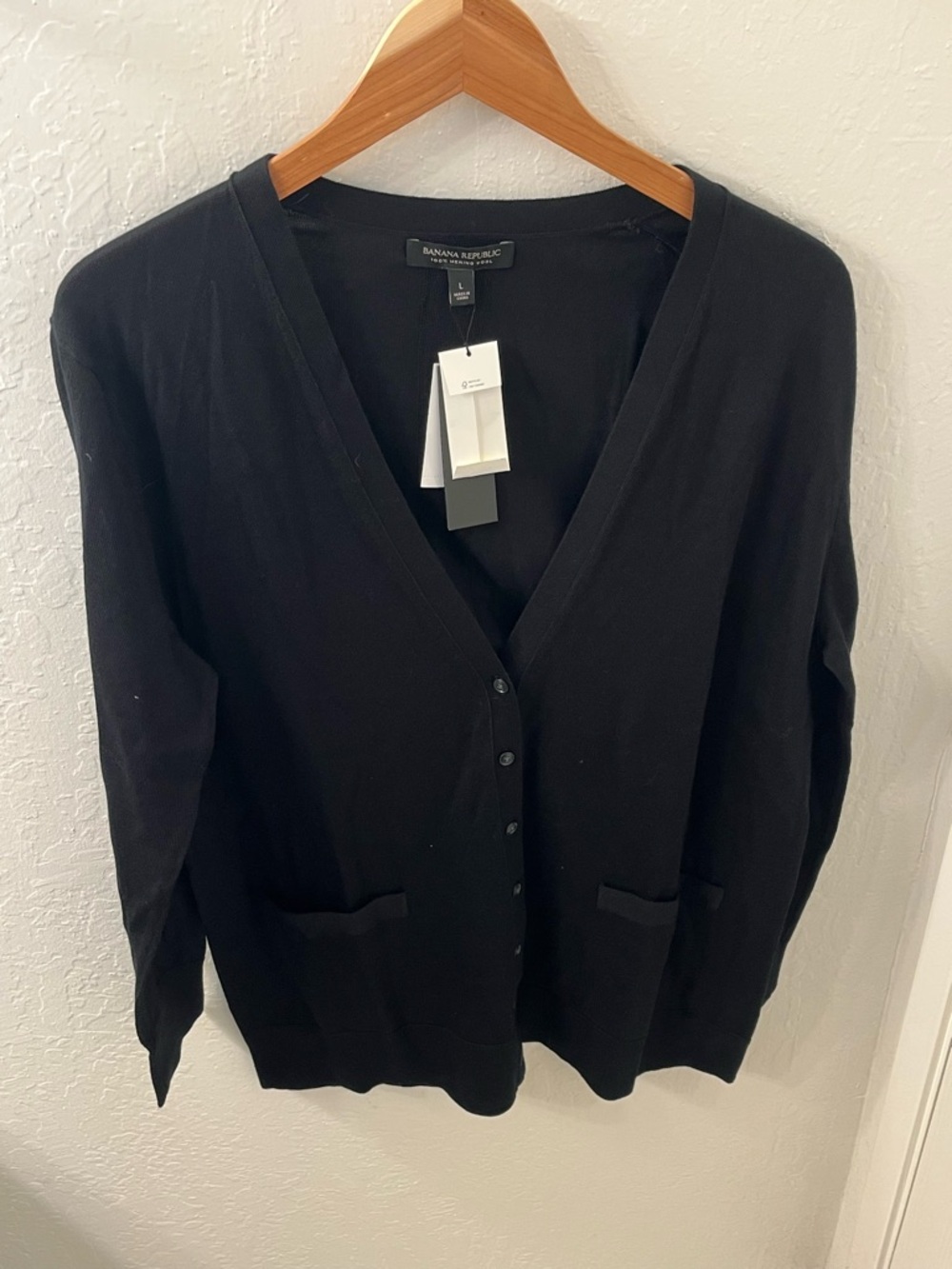 Banana Republic 100% Merino Wool Black V-Neck Button Front Long Cardigan